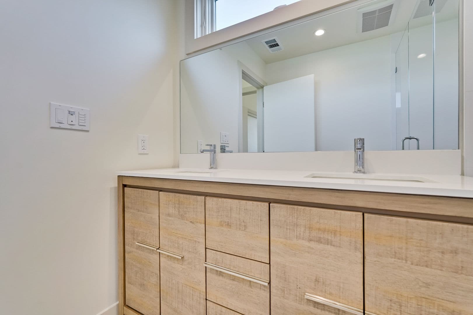Redwood City House: 505 Beech Street