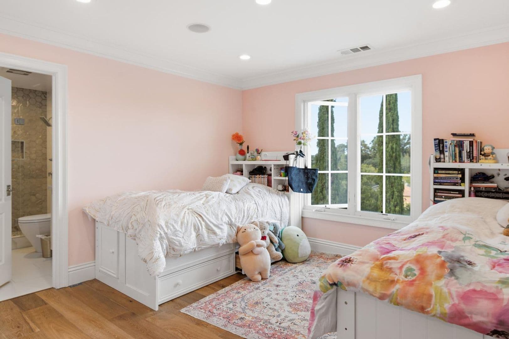 Monte Sereno House: 15943 Viewfield Road