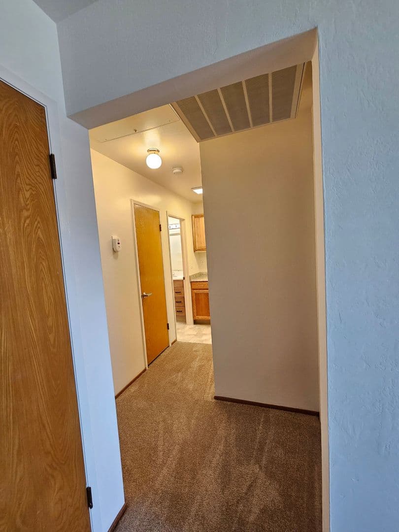 San Leandro House: 420 Pagano Court