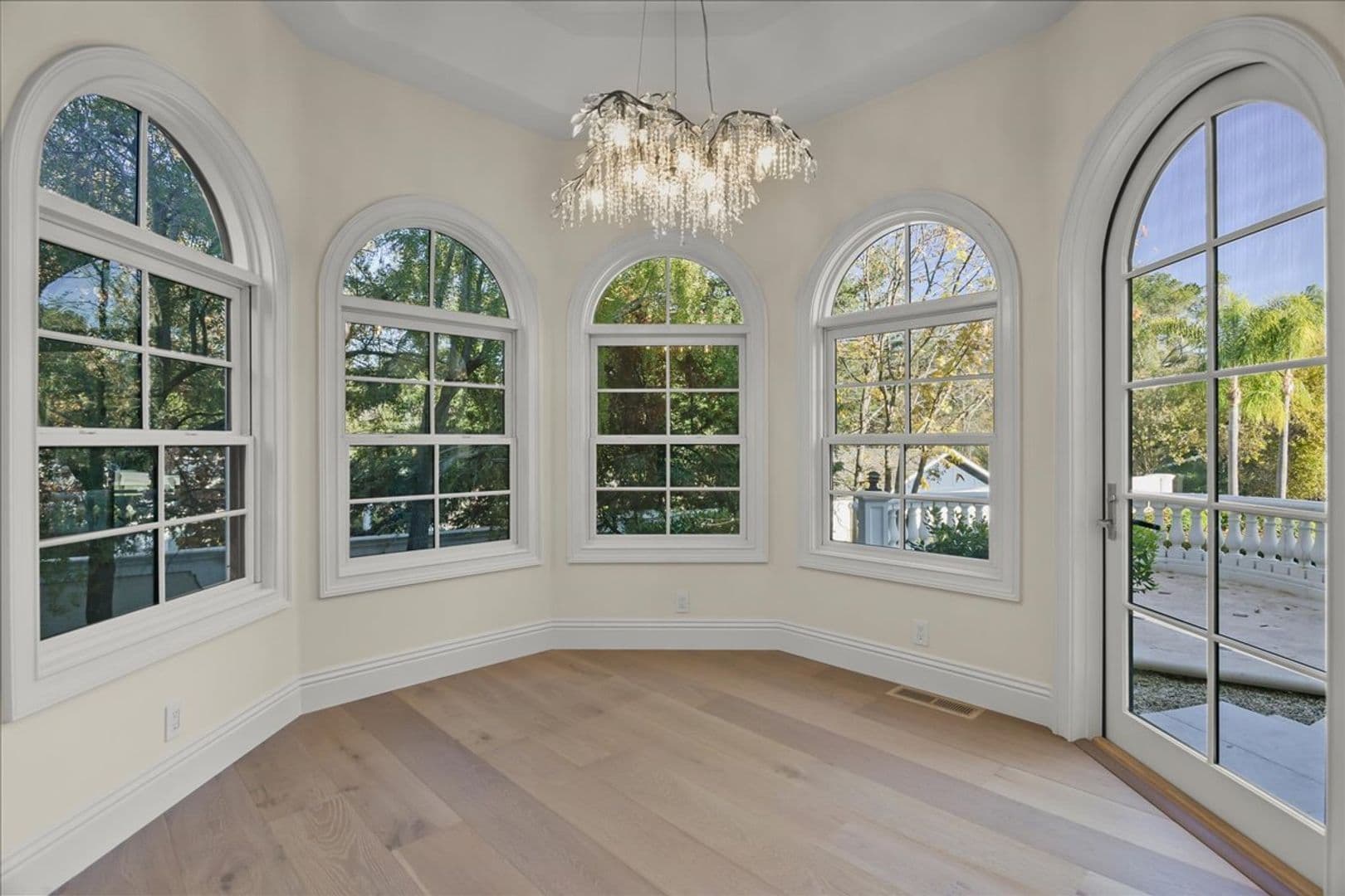 Los Gatos House: 18911 Decatur Road