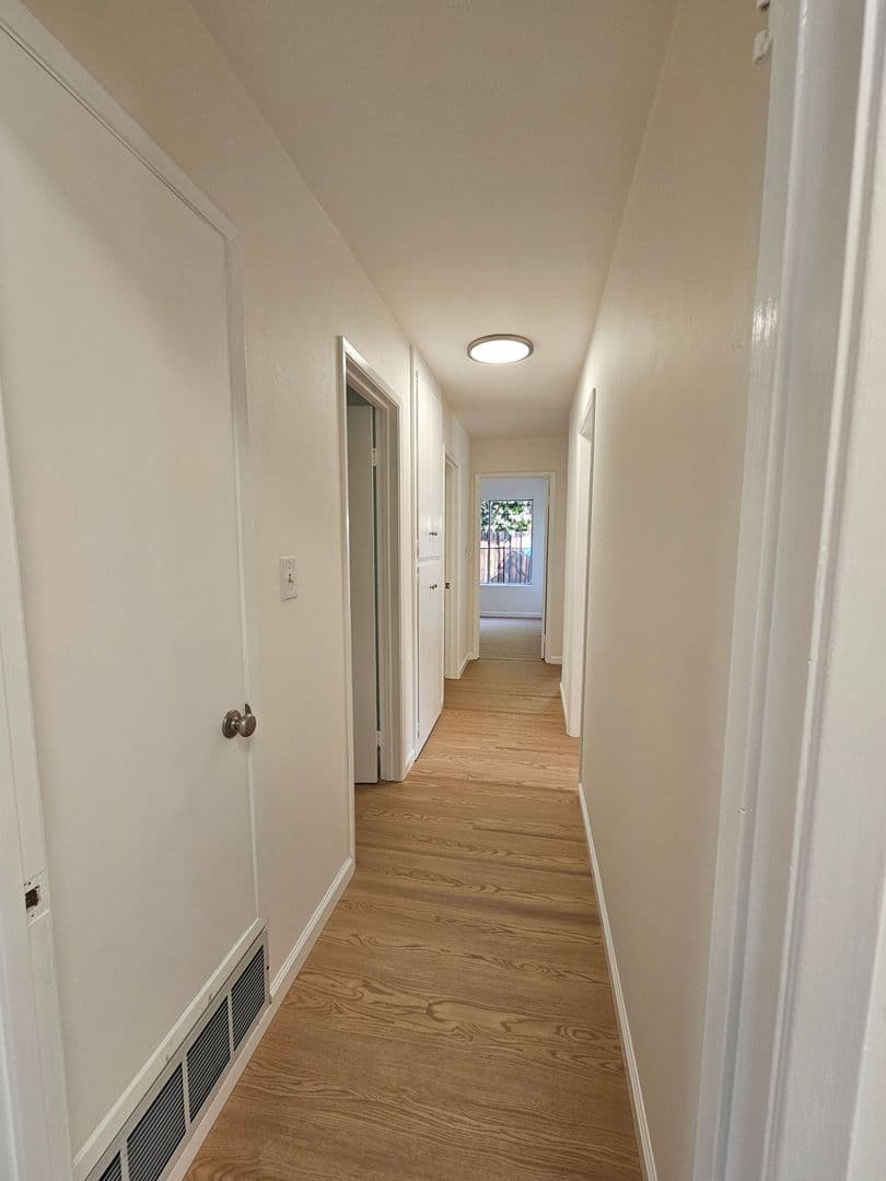 Fremont House: 503 Rock Avenue