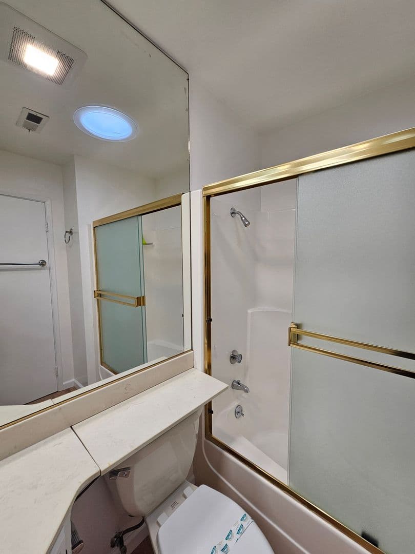 Fremont House: 503 Rock Avenue