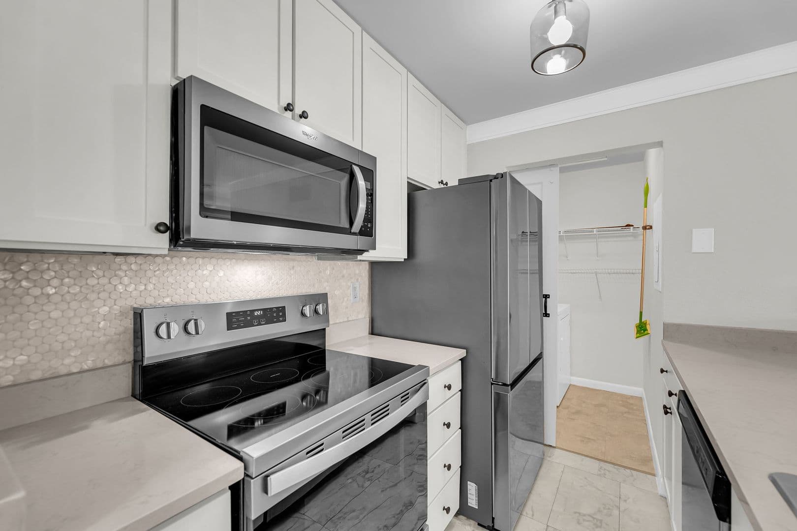Mount Pleasant Condo: 266 Alexandra Dr, Unit 11