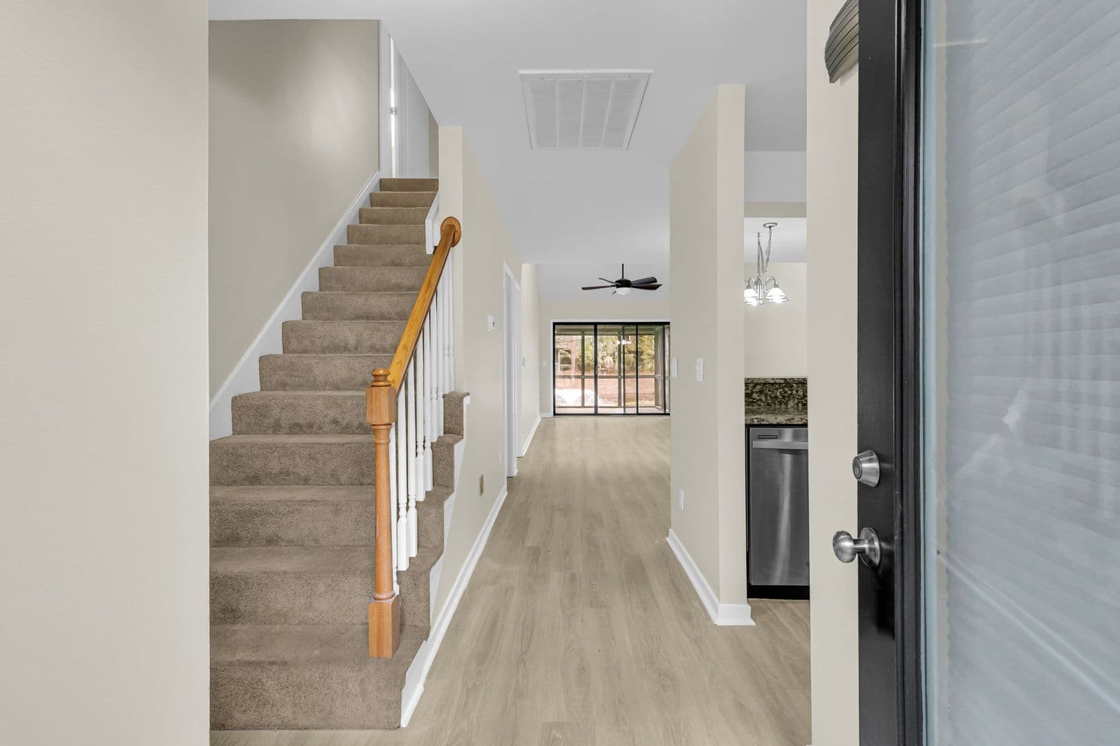 Mt Pleasant House: 1105 Hidden Cove Dr