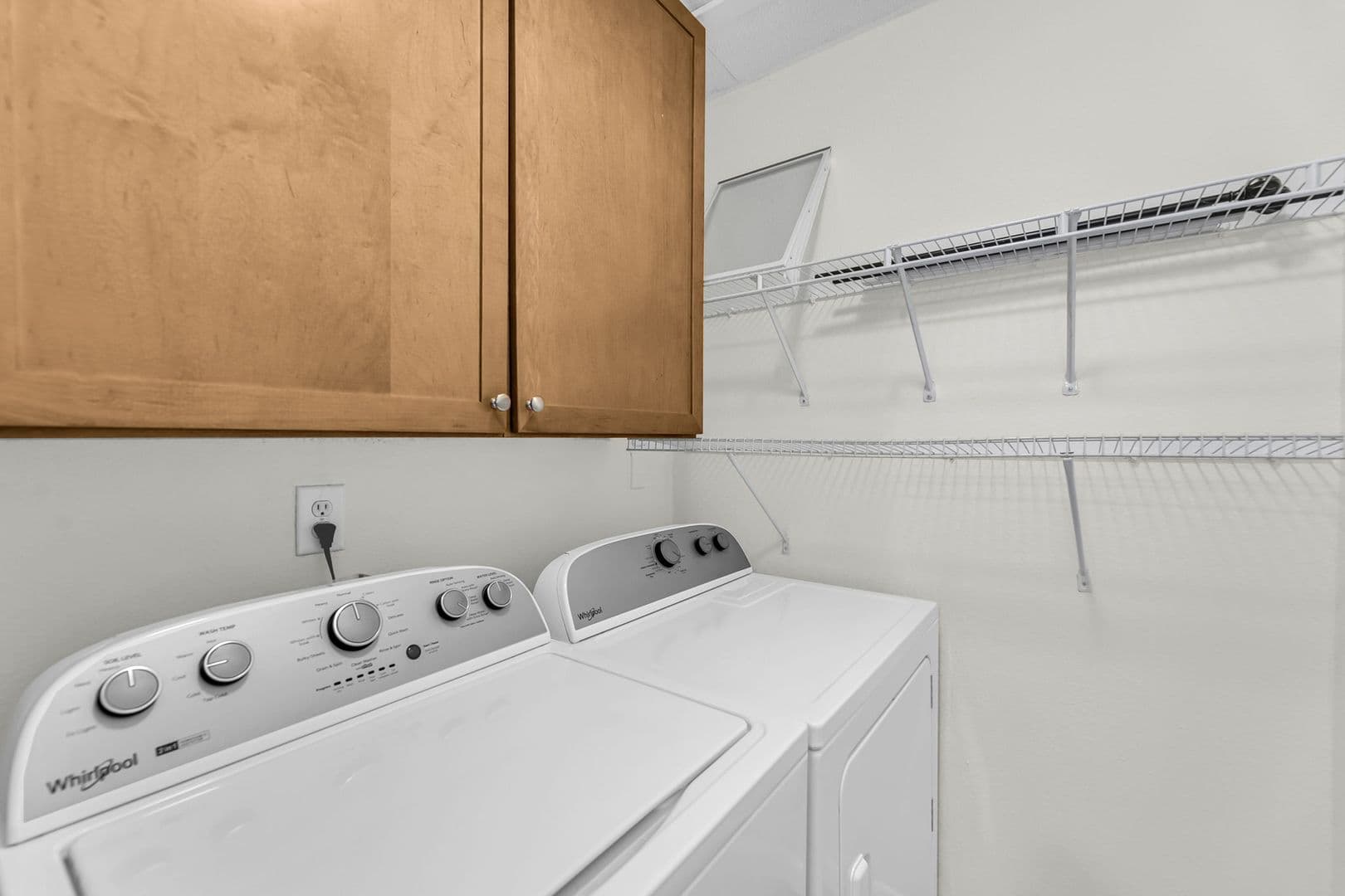 Mount Pleasant Condo: 266 Alexandra Dr, Unit 11
