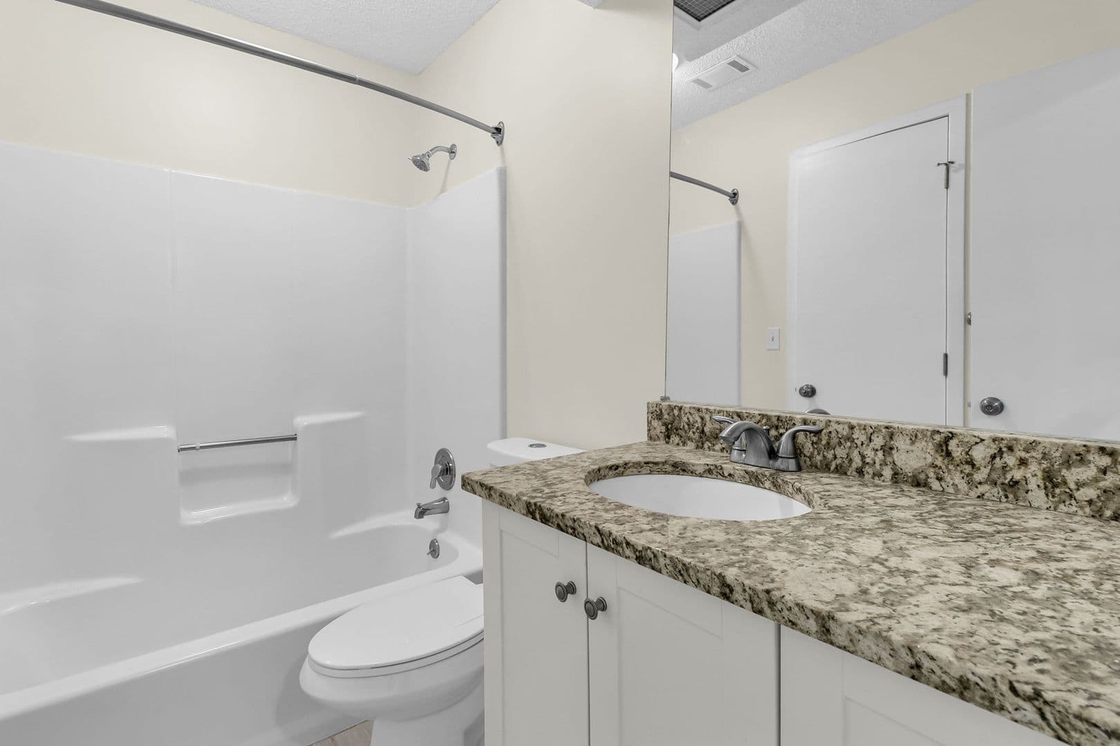 Mt Pleasant House: 1105 Hidden Cove Dr
