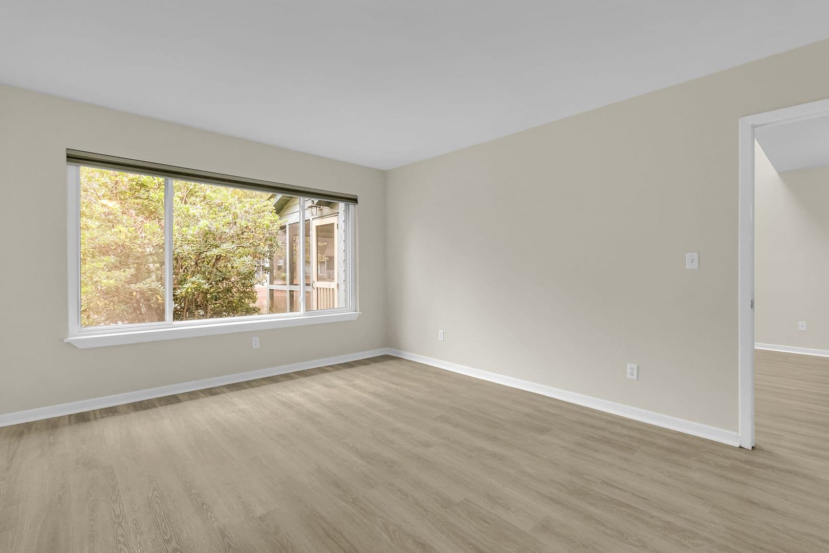 Mt Pleasant House: 1105 Hidden Cove Dr