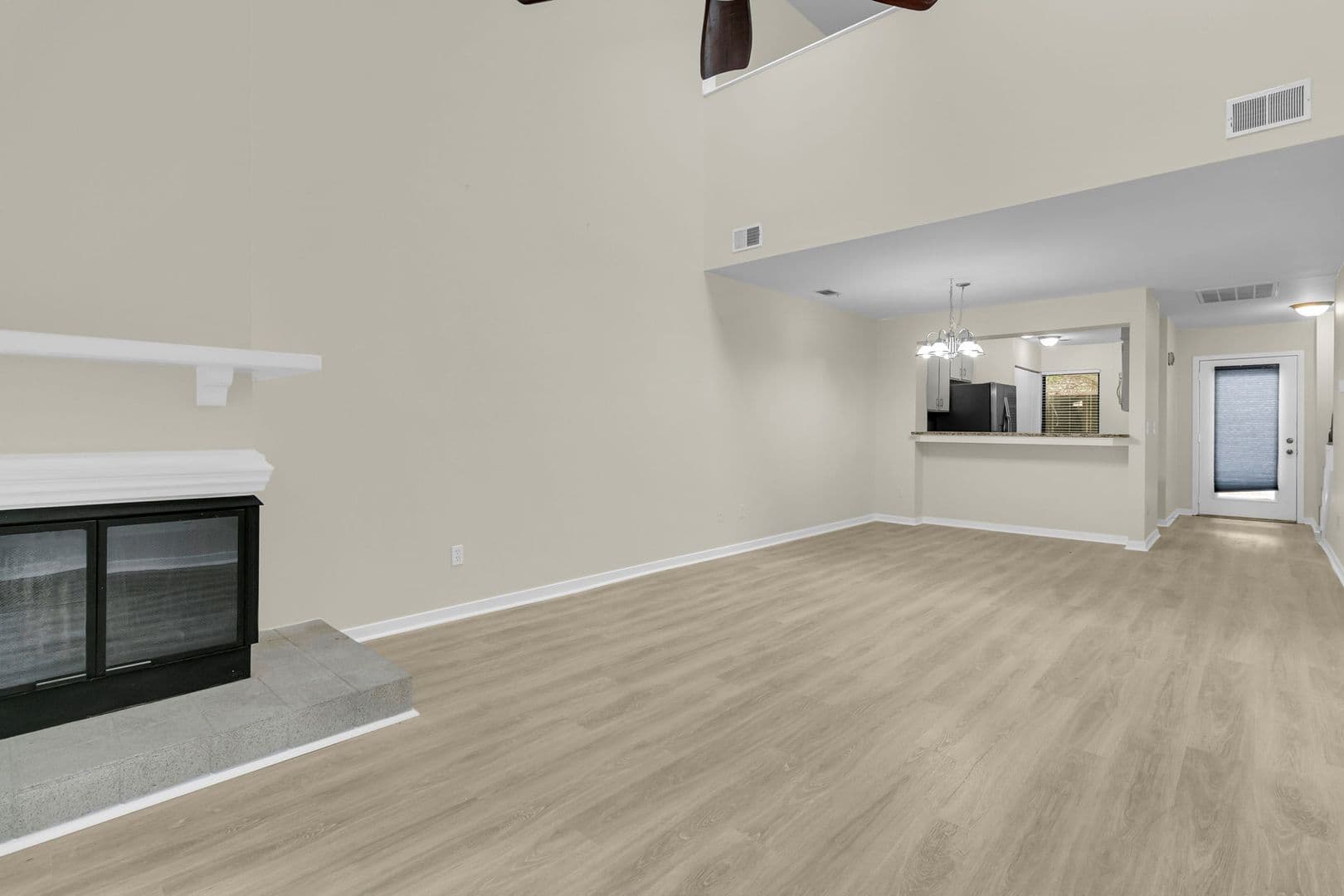 Mt Pleasant House: 1105 Hidden Cove Dr