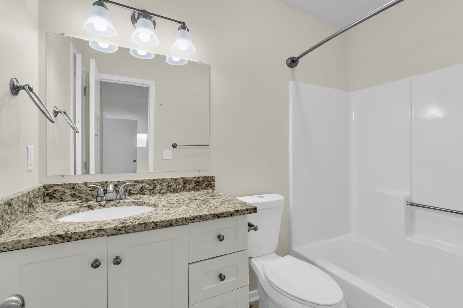 Mt Pleasant House: 1105 Hidden Cove Dr