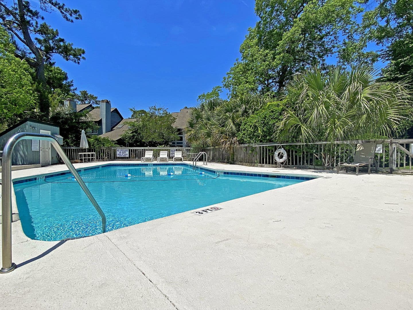 Mt Pleasant House: 1105 Hidden Cove Dr