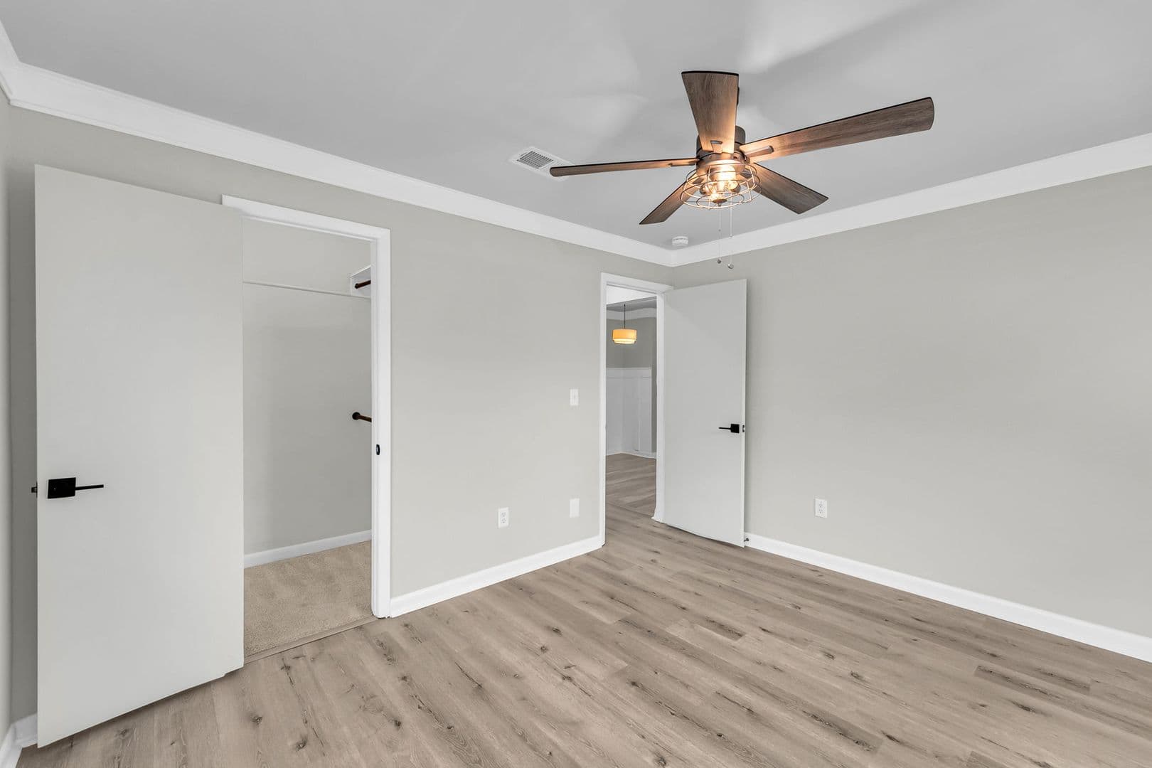 Mount Pleasant Condo: 266 Alexandra Dr, Unit 11