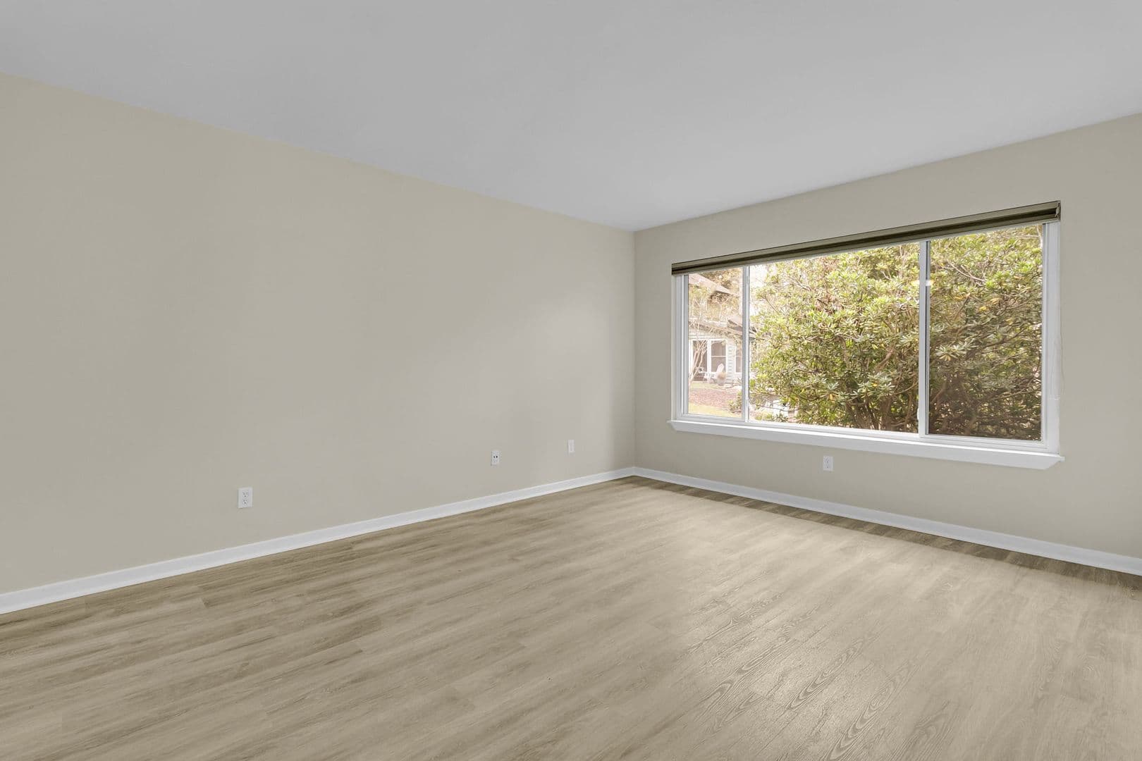 Mt Pleasant House: 1105 Hidden Cove Dr