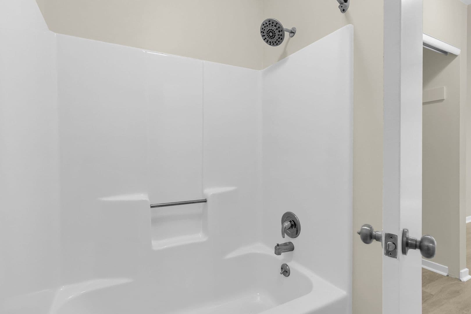 Mt Pleasant House: 1105 Hidden Cove Dr