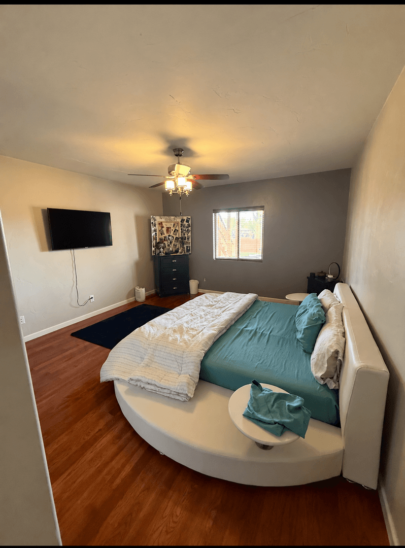 Casper House: 4720 E 15TH ST