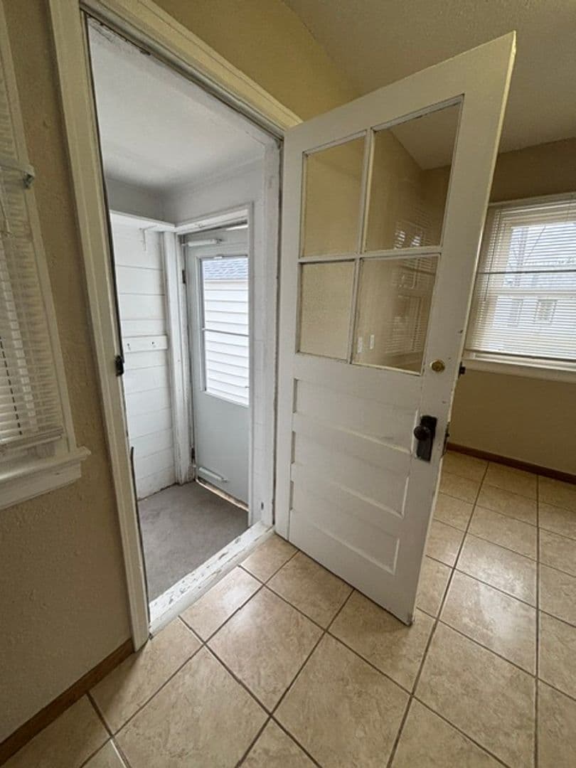 Cheyenne House: 2102 S. 3rd Ave.