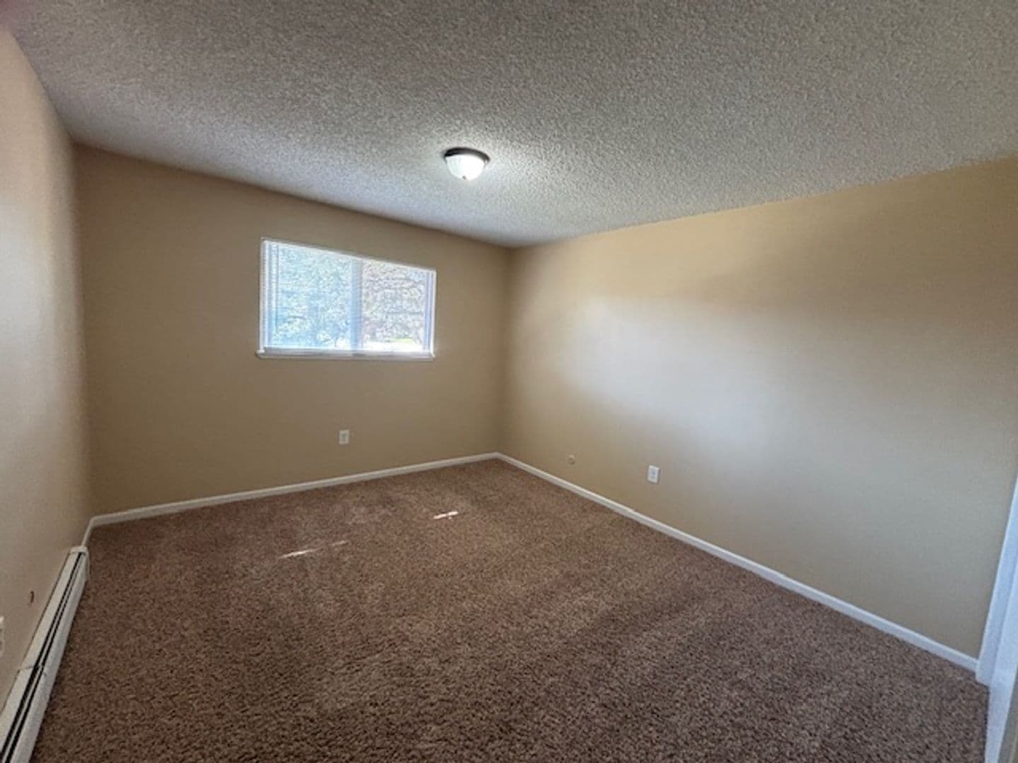 Cheyenne Apartment: 4712 E. 12th St.