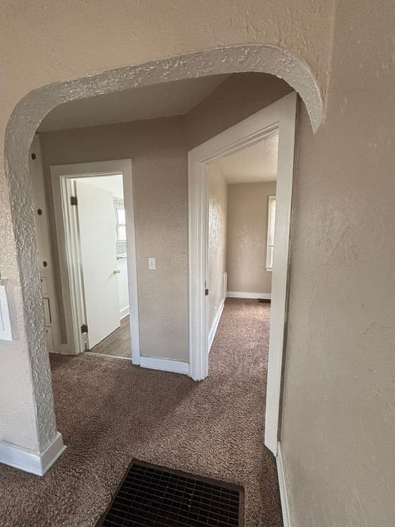Cheyenne Apartment: 2110 E. 13th Street