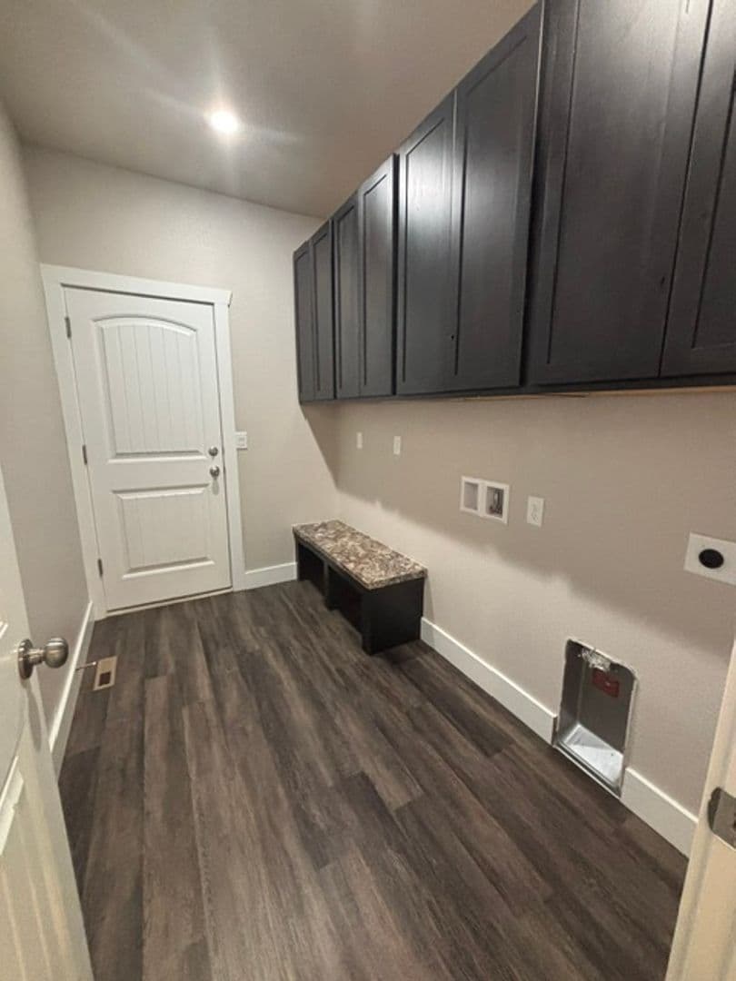 Cheyenne House: 1333 Alyssa Way