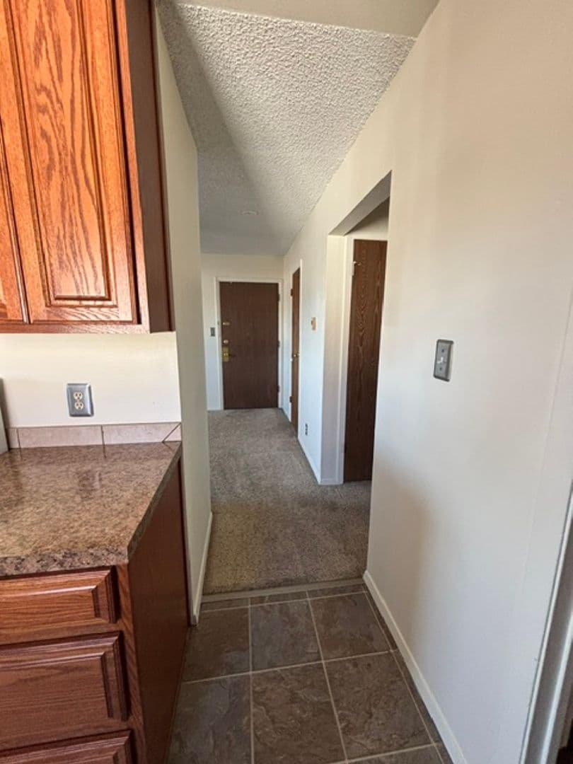 Cheyenne Apartment: 402 Miller Lane
