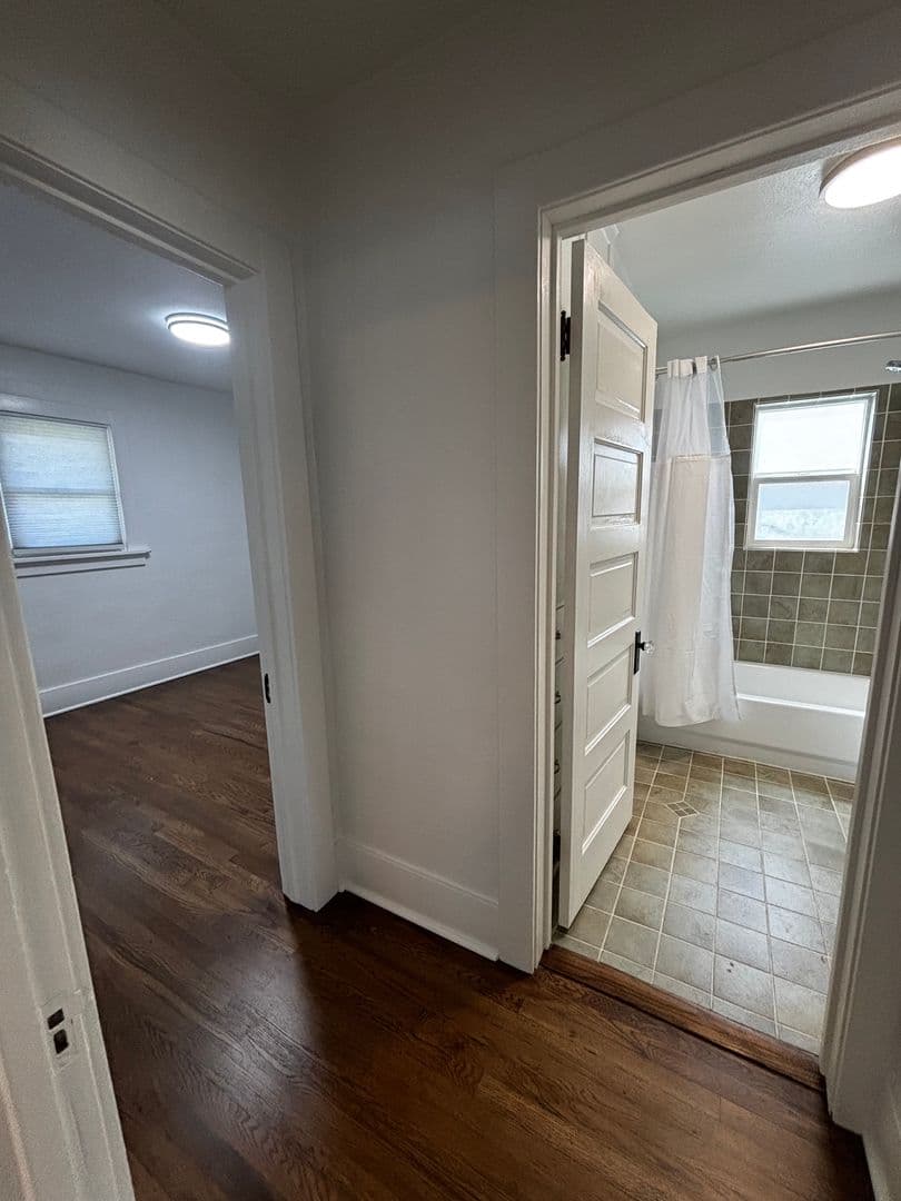 Cheyenne House: 1117 W. 31st St