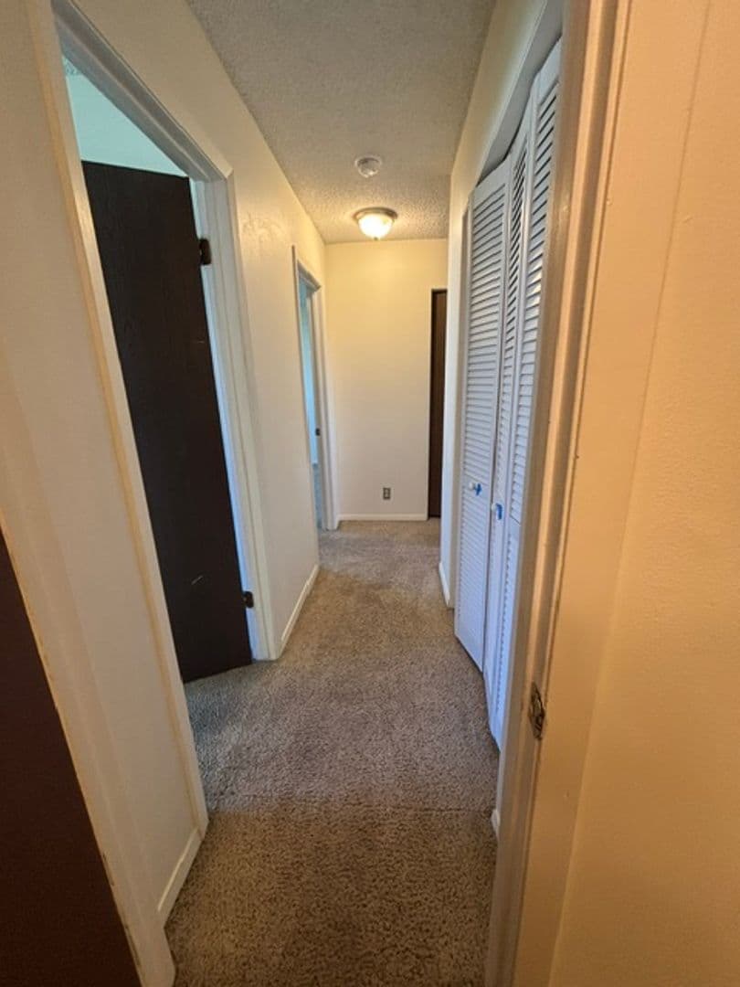 Cheyenne Apartment: 402 Miller Lane