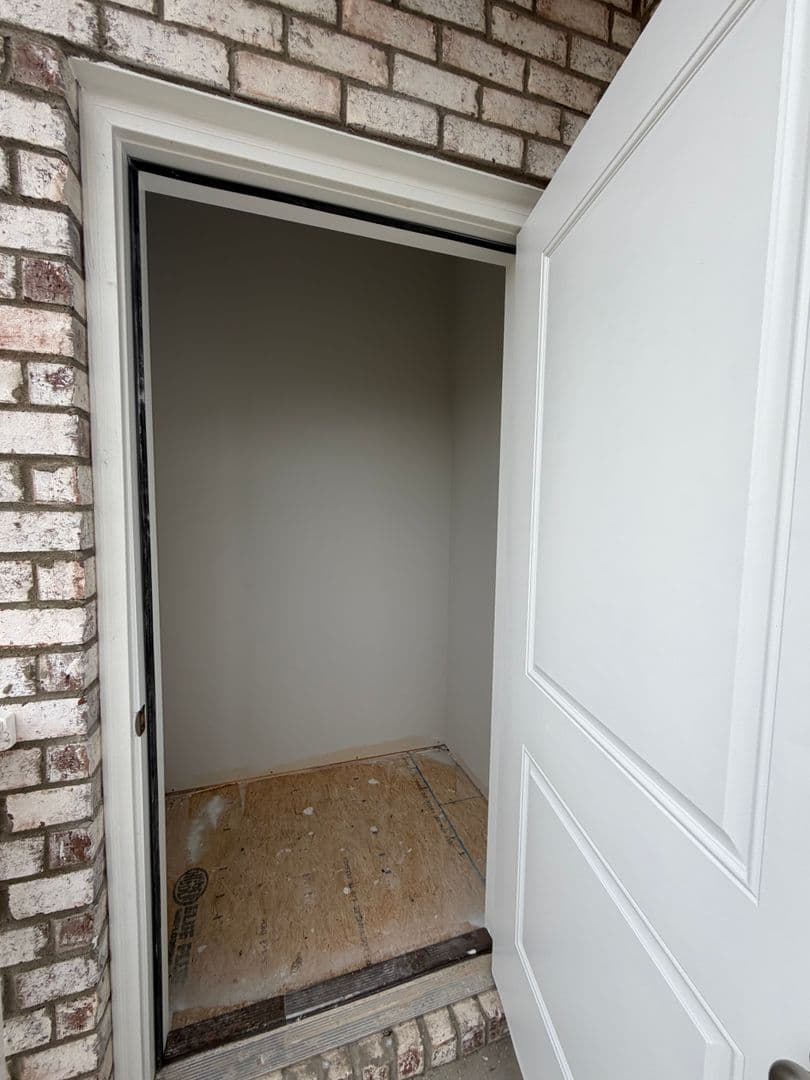 Bowling Green Apartment: 308 Hillview Mills - 114-308 Hillview Mills, Apt 114
