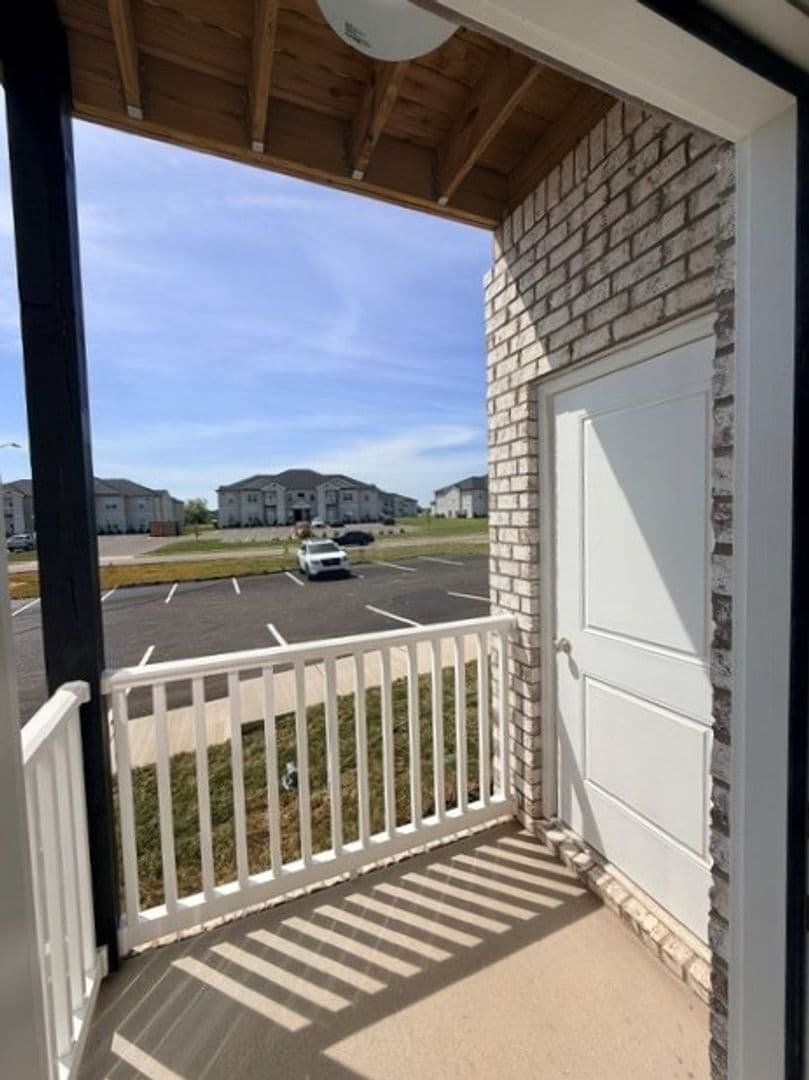 Bowling Green Apartment: 308 Hillview Mills - 123-308 Hillview Mills, Apt 123