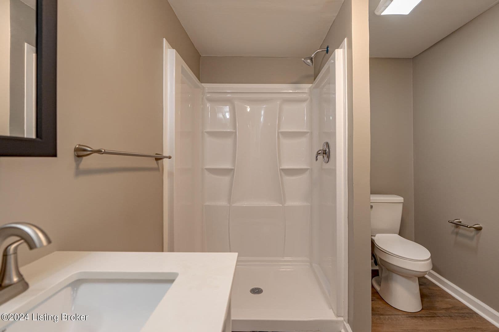 Louisville House: 1246 Schiller Avenue