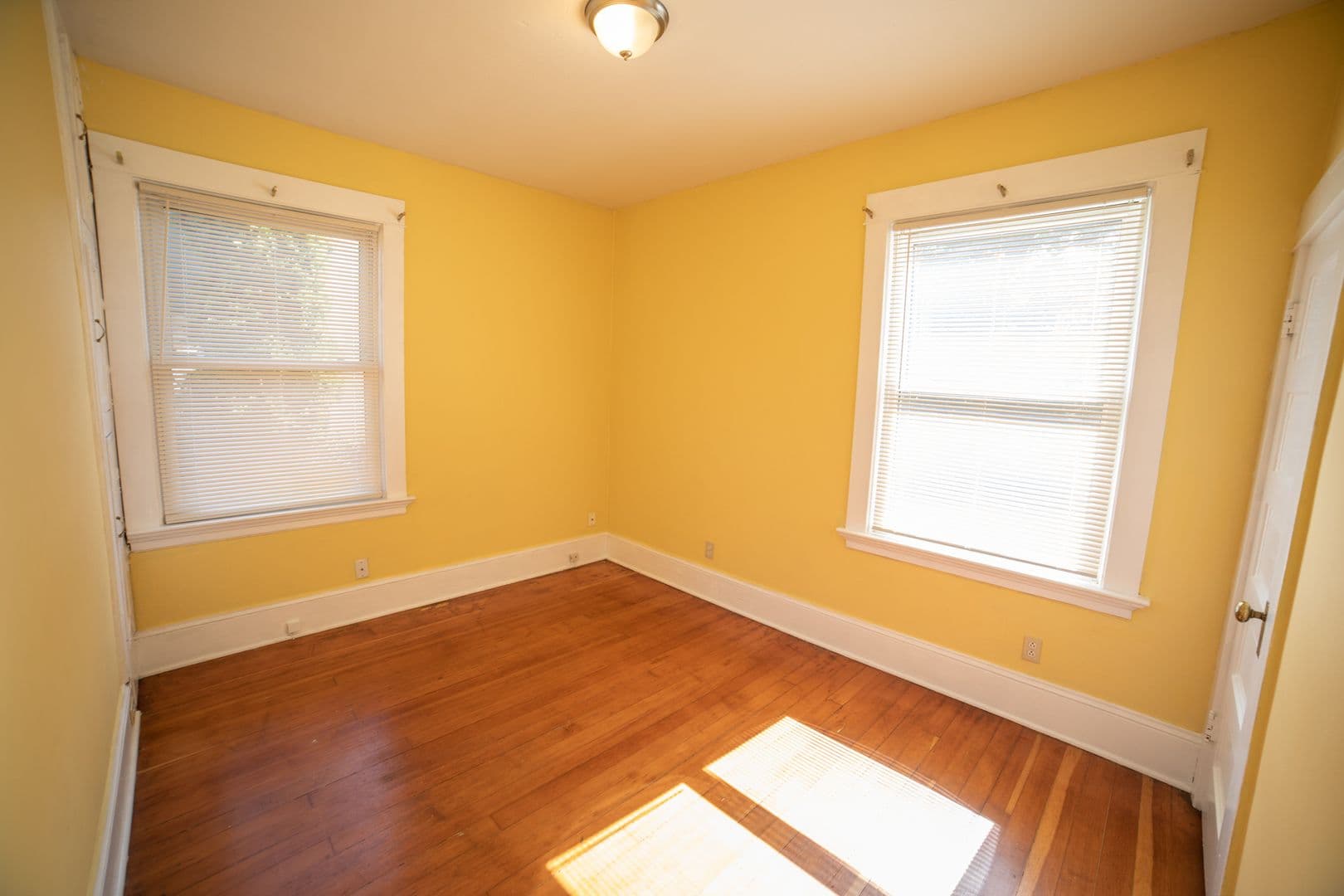 Portland Apartment: 5114 SE Holgate Blvd