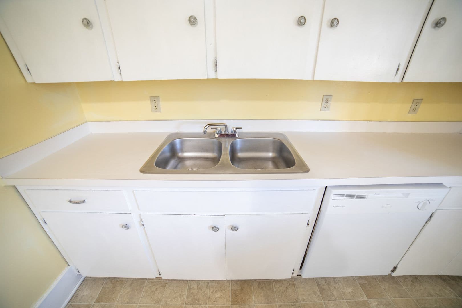 Portland Apartment: 5114 SE Holgate Blvd