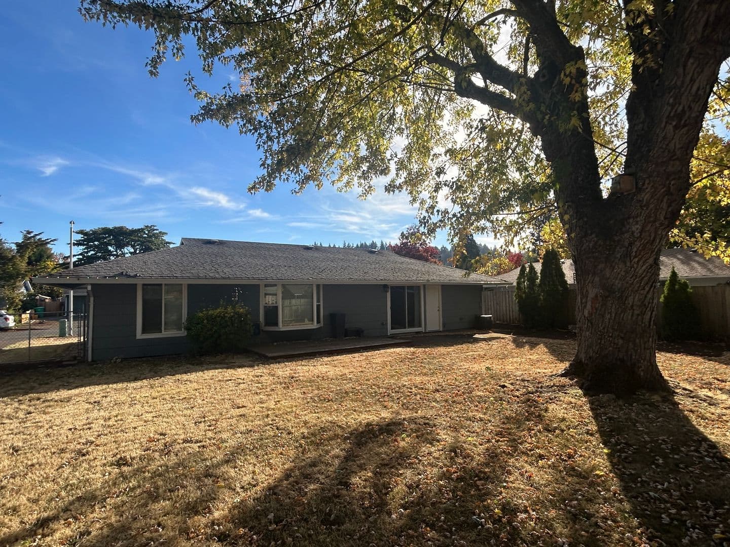 Portland House: 16211 SE Haig St