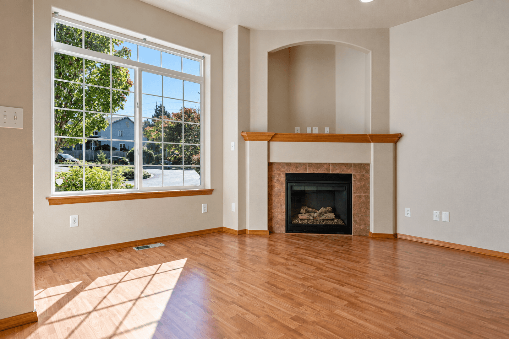 Oregon City House: 14177 Russ Wilcox Way