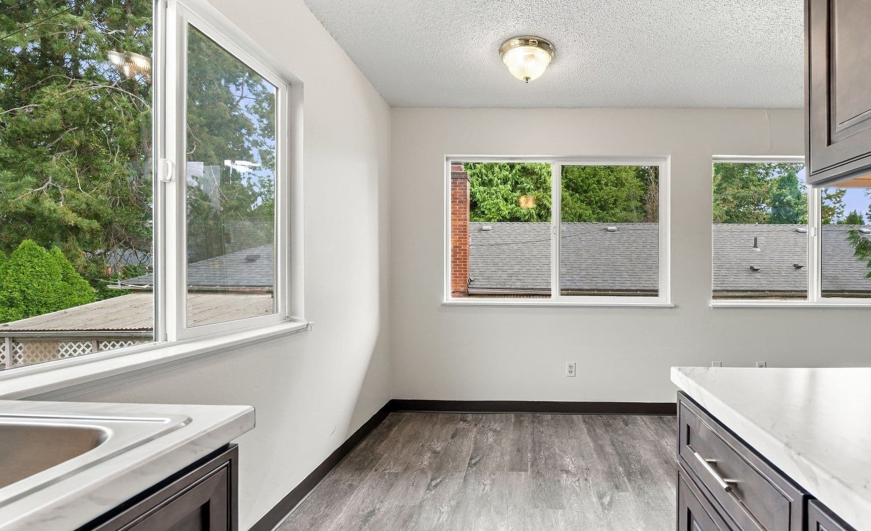 Portland Apartment: 3832 SE Center ST
