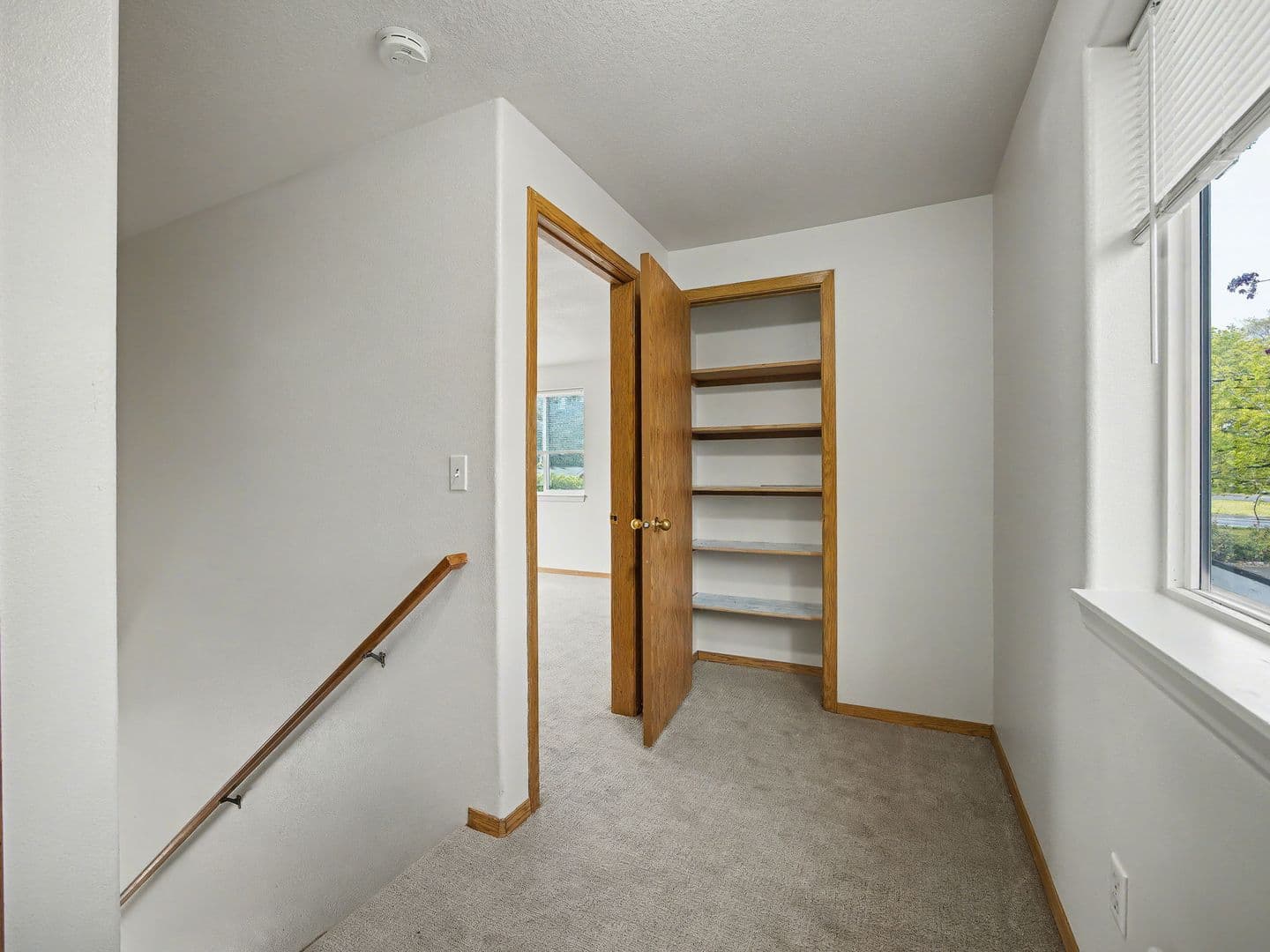 Portland Apartment: 9806 SE Henry St, #1-3