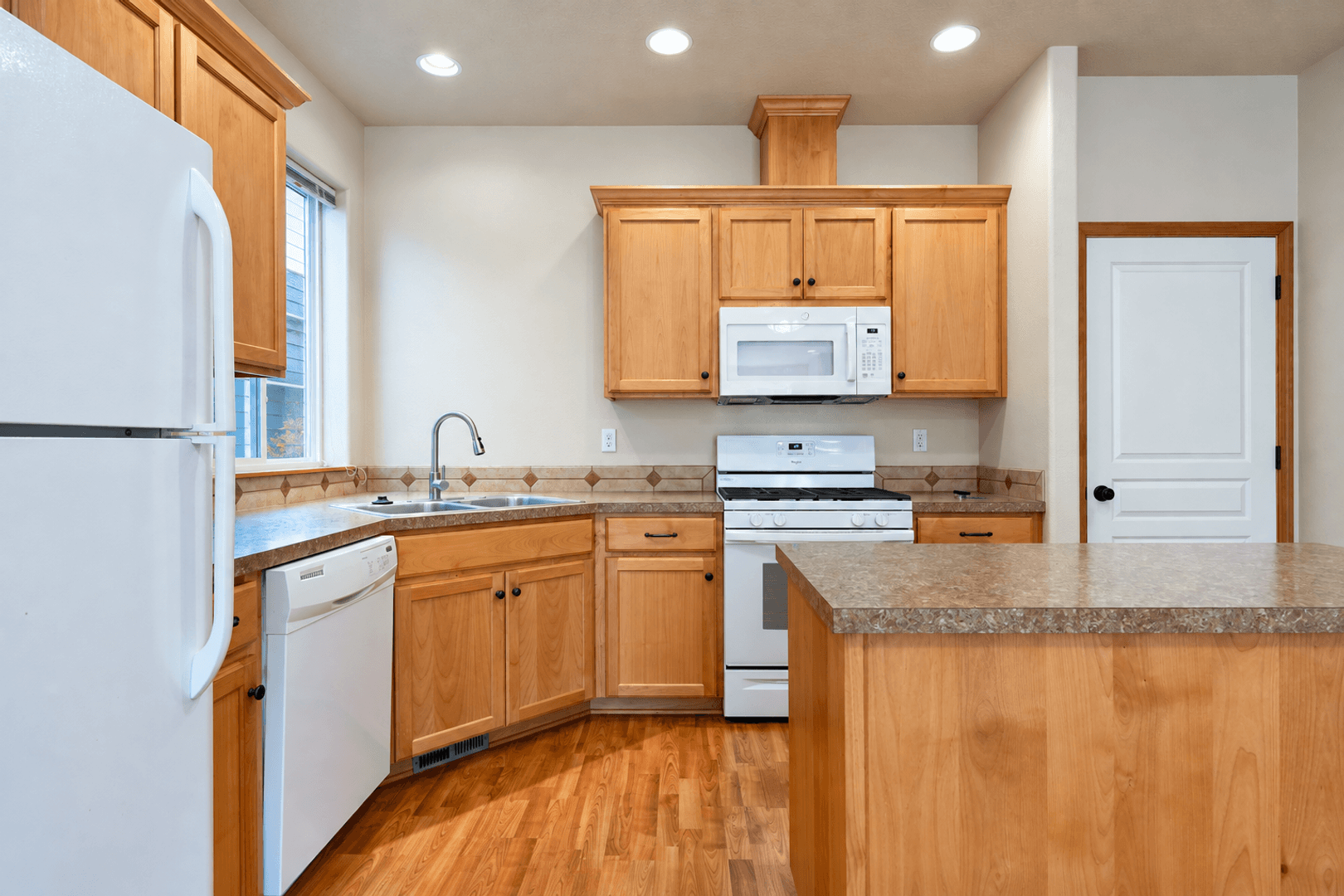 Oregon City House: 14177 Russ Wilcox Way