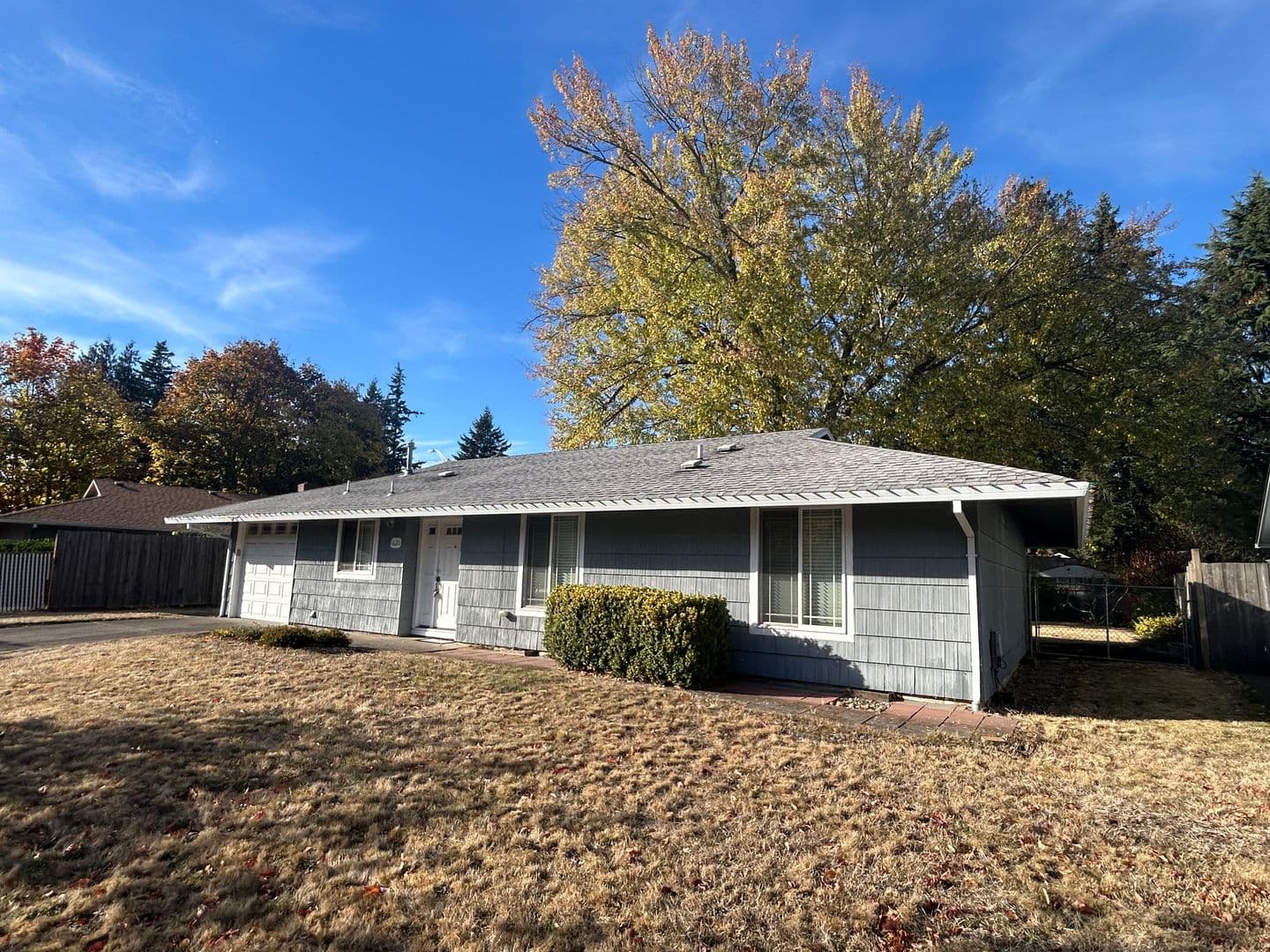 Portland House: 16211 SE Haig St