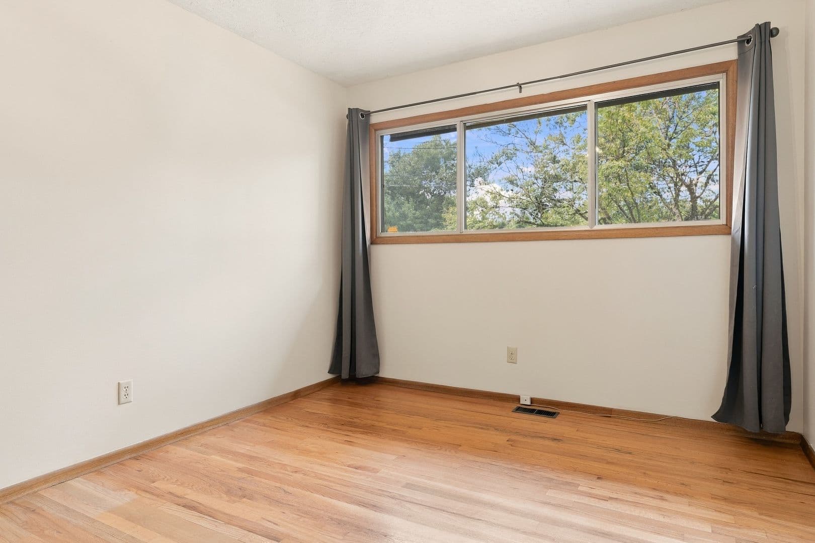 Portland House: 6625 N Boston Ave