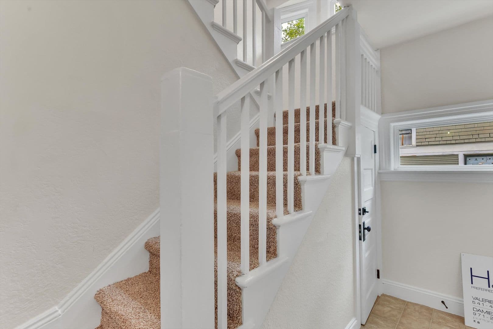 Portland Apartment: 1712 SE Stark ST