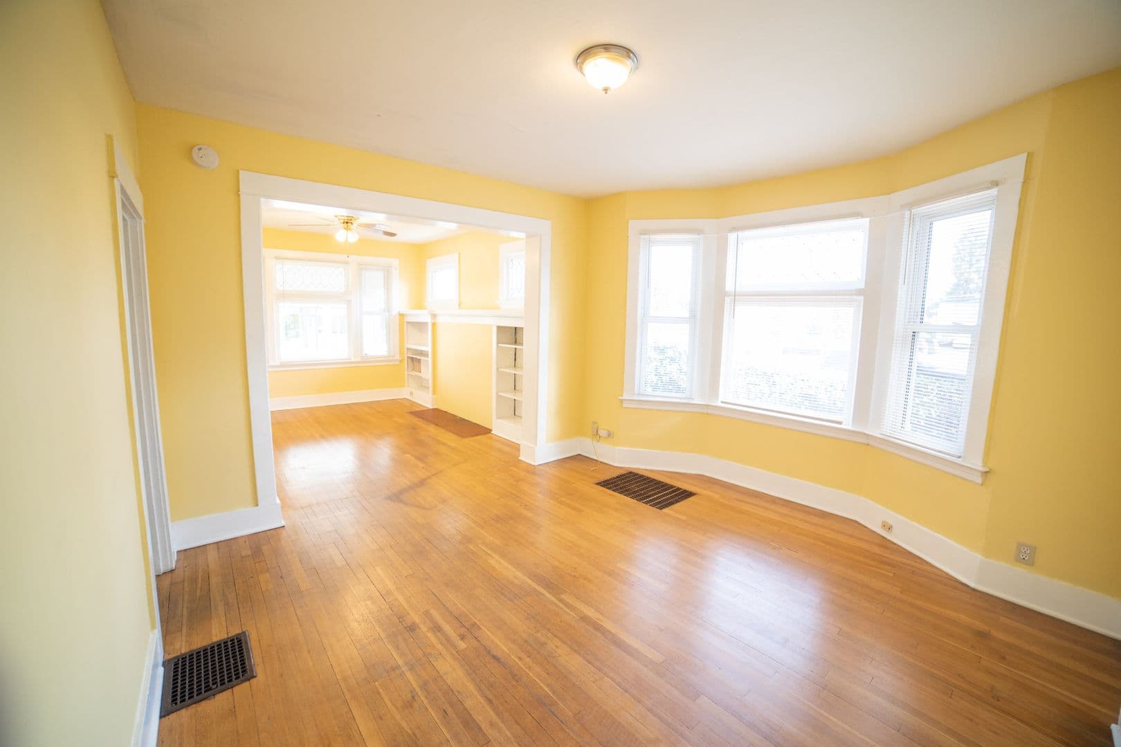 Portland Apartment: 5114 SE Holgate Blvd