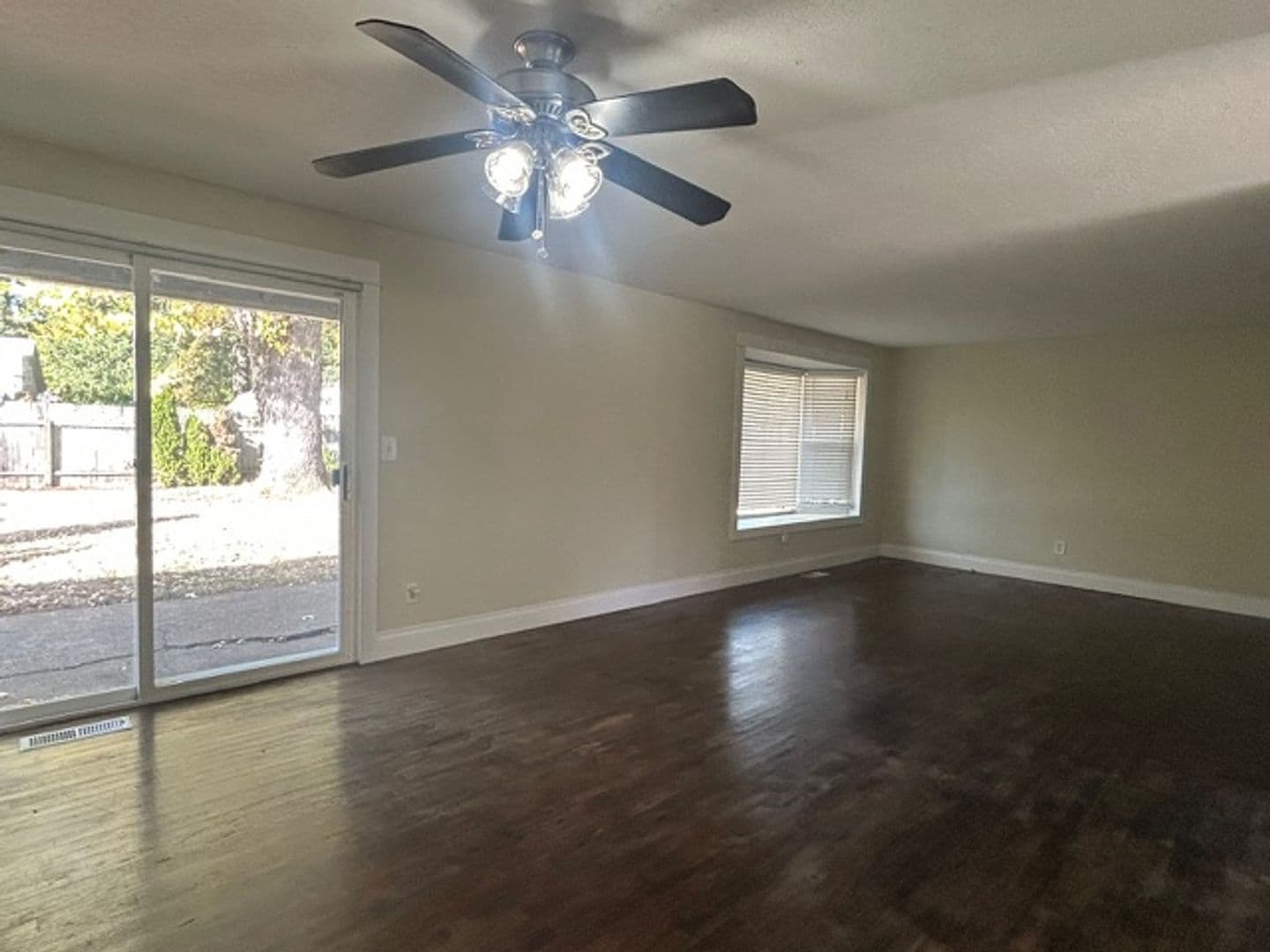 Portland House: 16211 SE Haig St