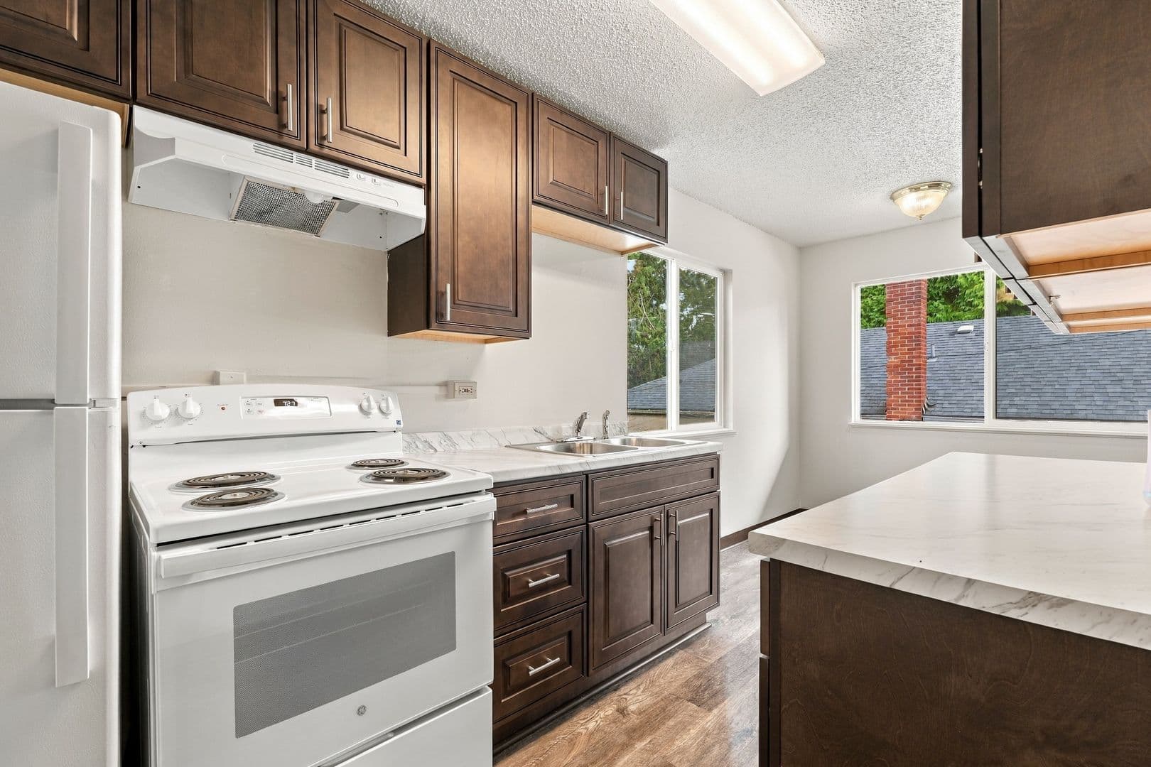Portland Apartment: 3832 SE Center ST