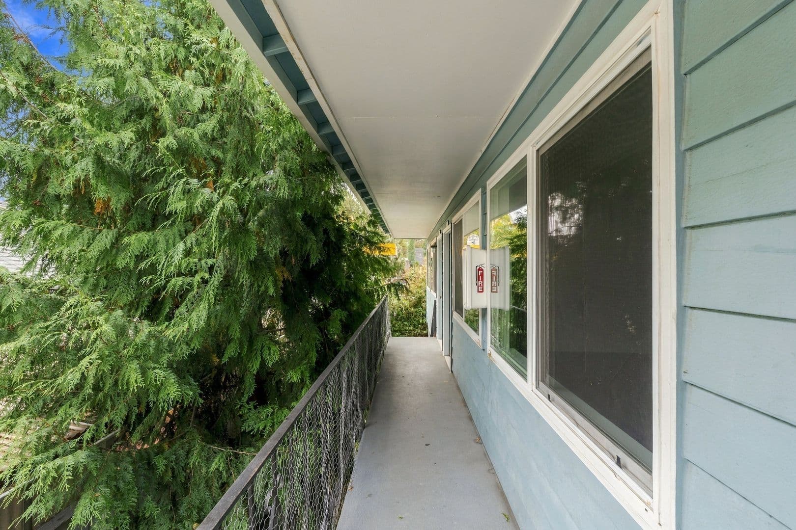Portland Apartment: 3832 SE Center ST