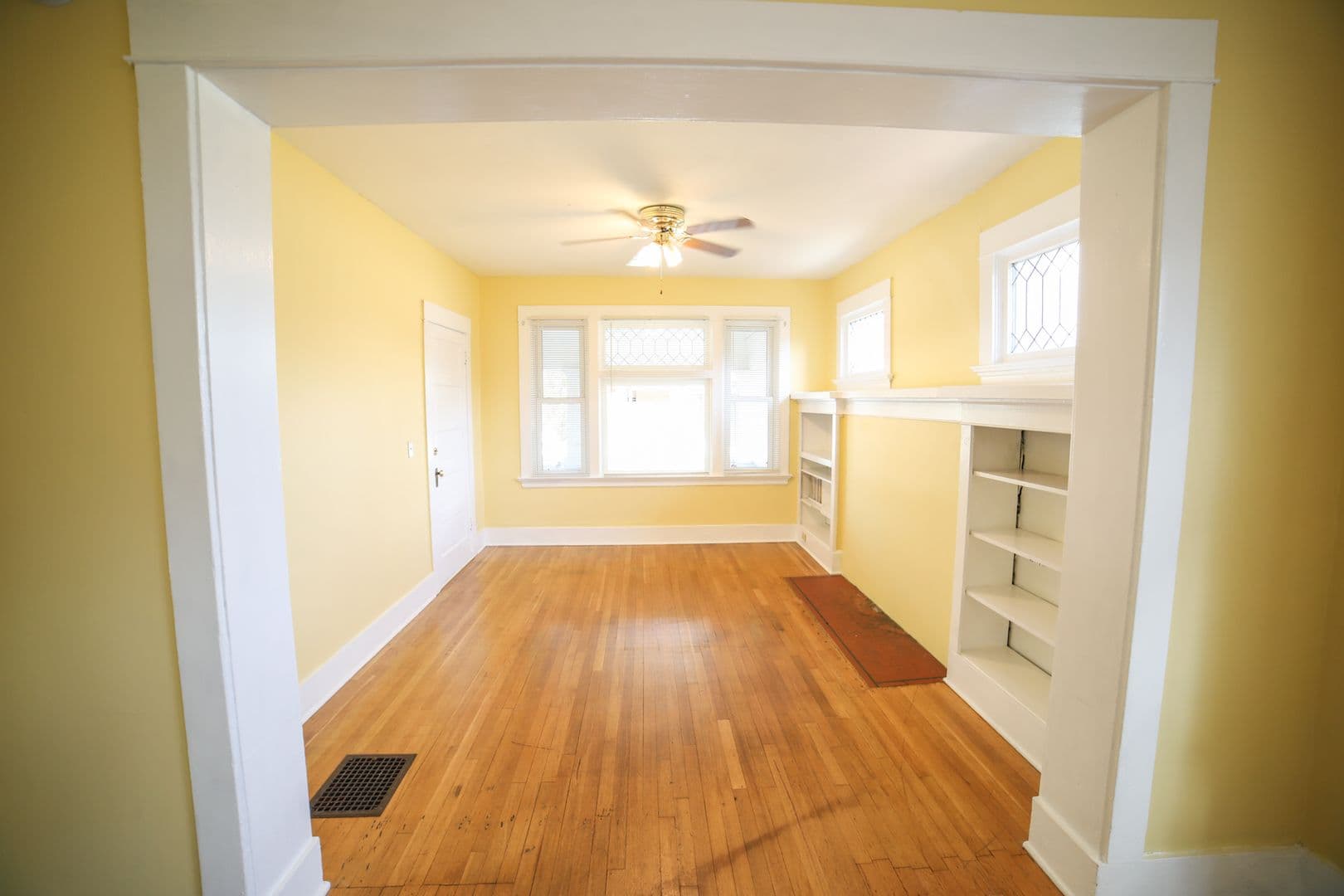 Portland Apartment: 5114 SE Holgate Blvd