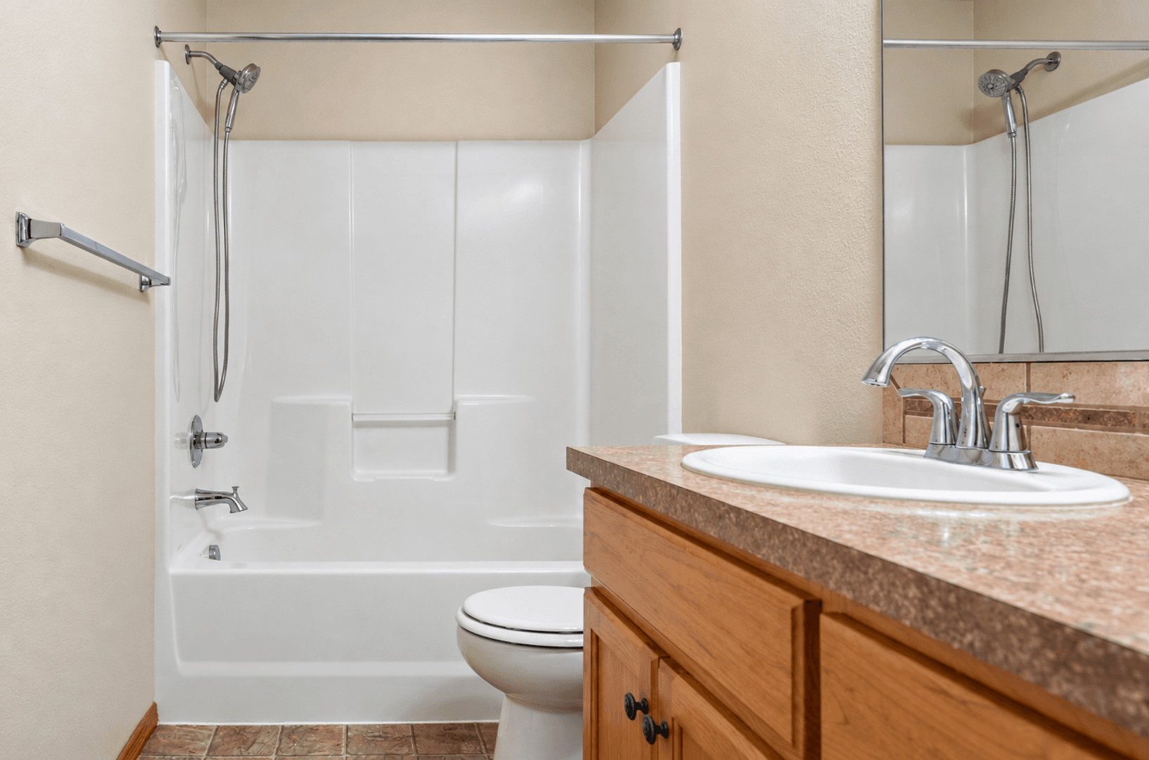 Oregon City House: 14177 Russ Wilcox Way