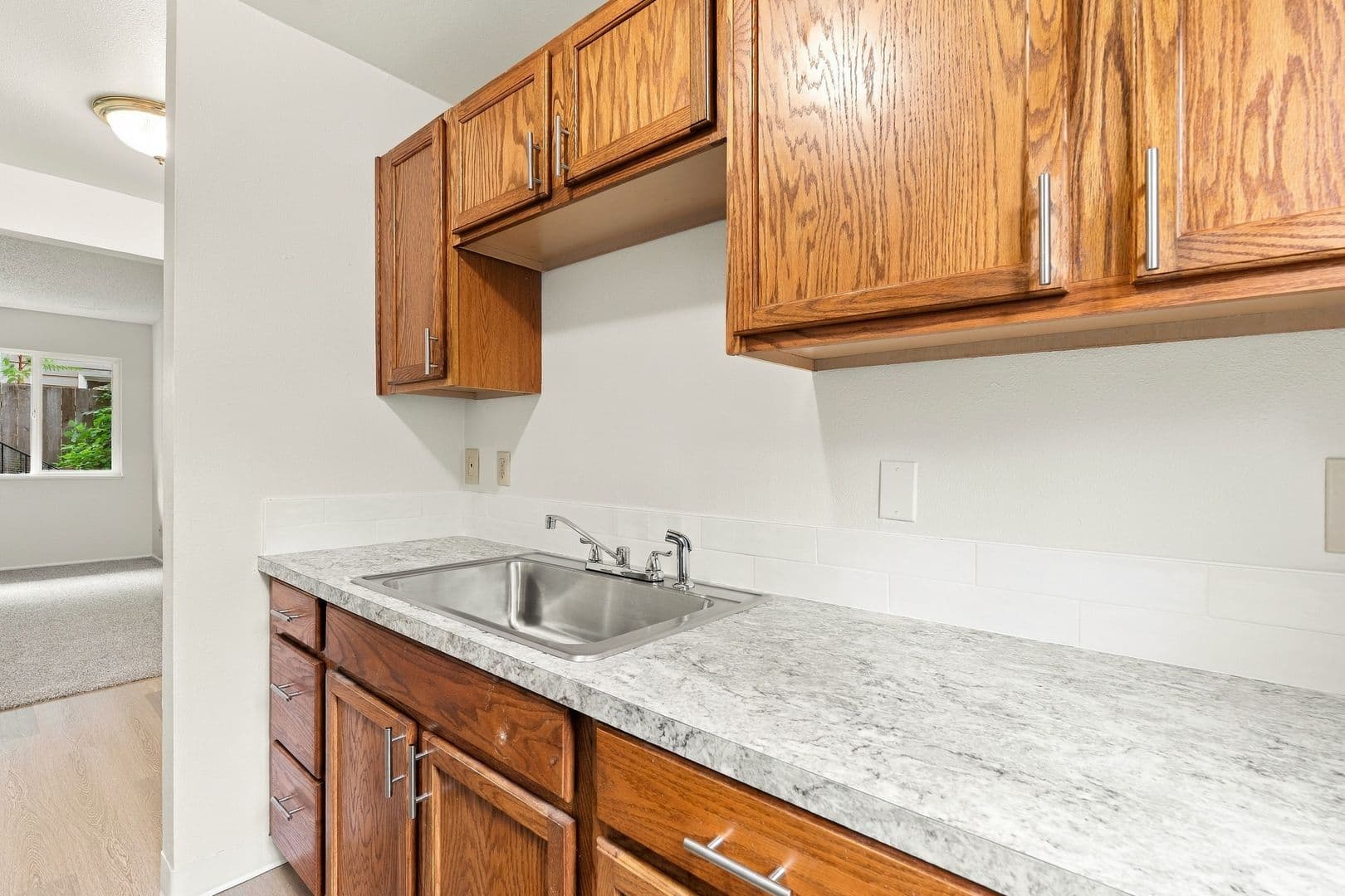 Portland Apartment: 3832 SE Center ST