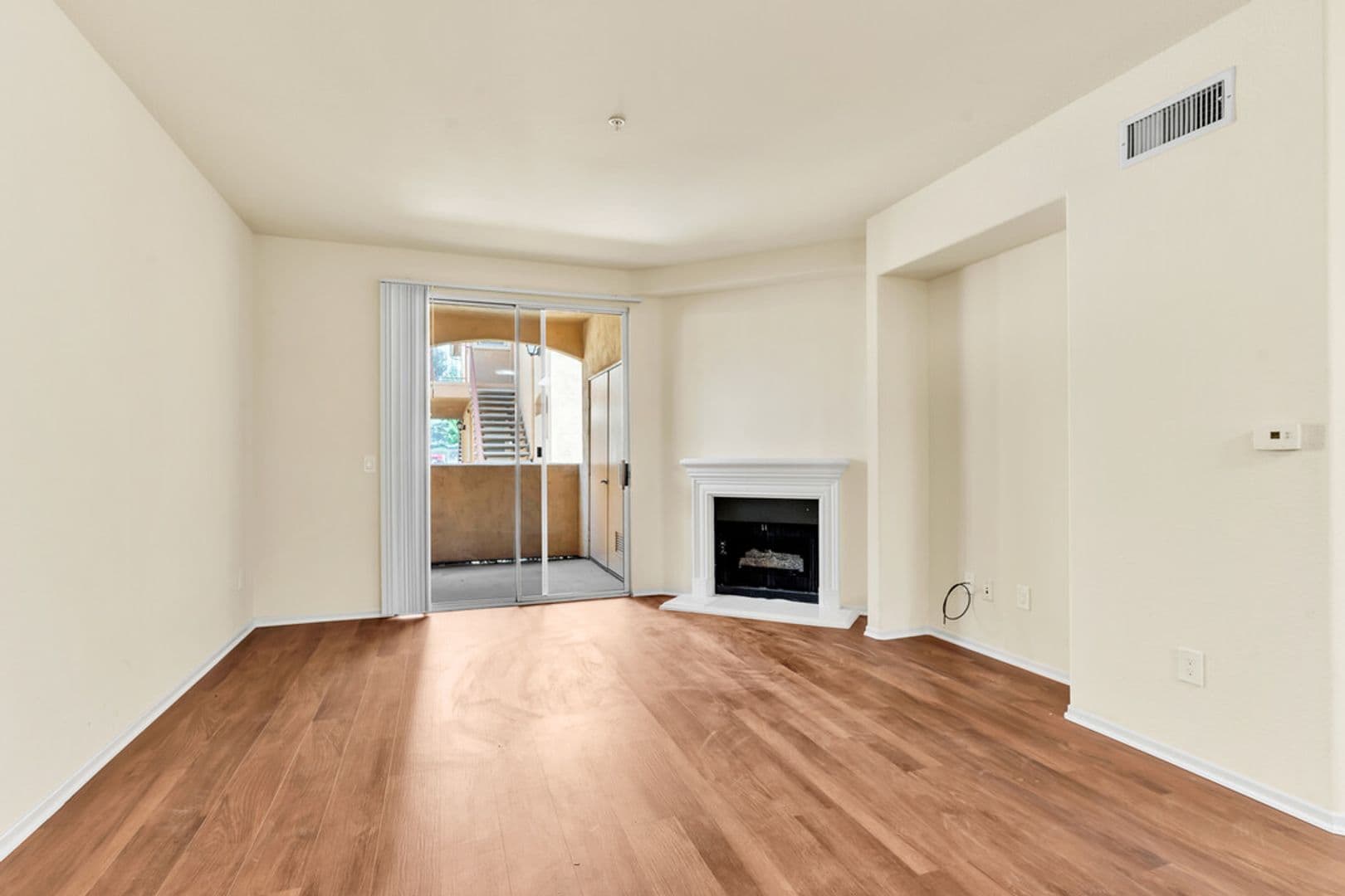 El Cajon Apartment: 1451 Brabham St