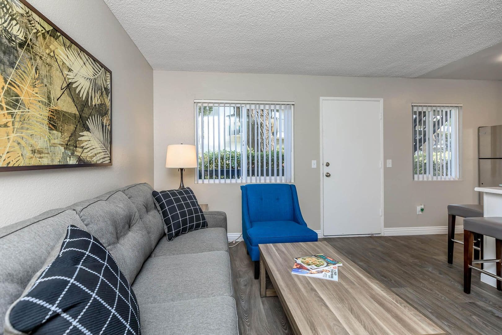 El Cajon Apartment: 1360 E Madison Ave
