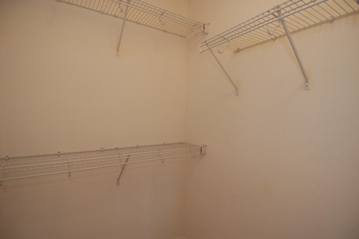 El Cajon Apartment: 800 E Lexington Ave