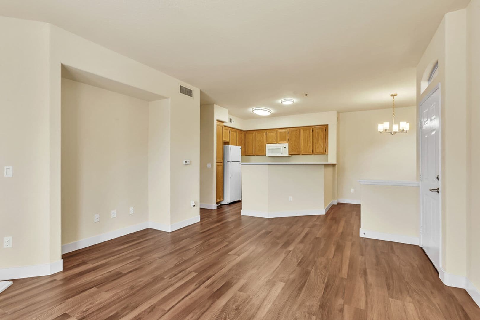 El Cajon Apartment: 1451 Brabham St