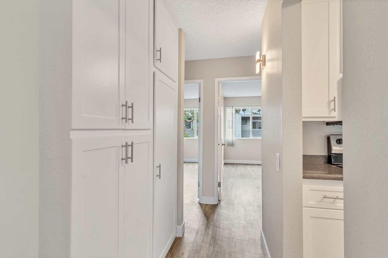 La Mesa Apartment: 5711 Water St